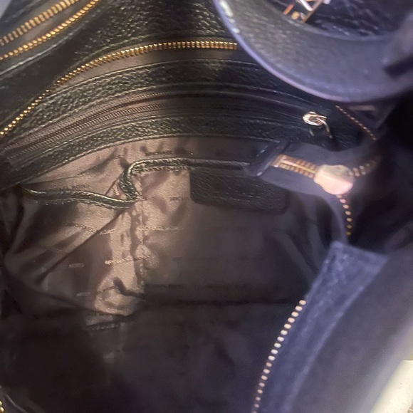 Michael Kors Hobo - Picture 3 of 4